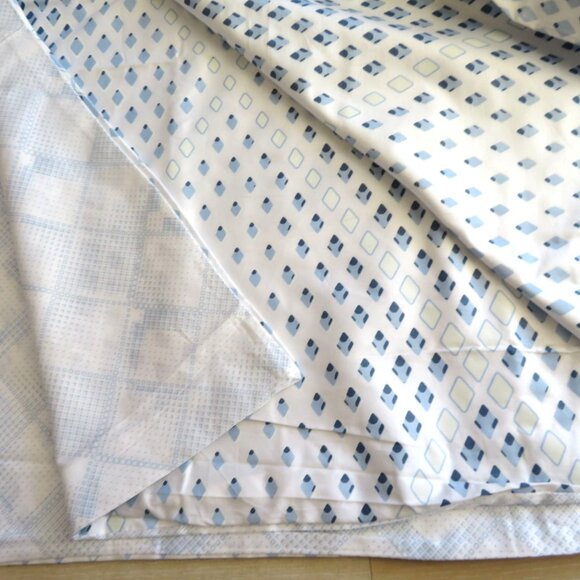 New Blue White Reversable Patterned Cotton Twin Duvet Set 2 Shams 1 Pillowcase - Picture 12 of 16